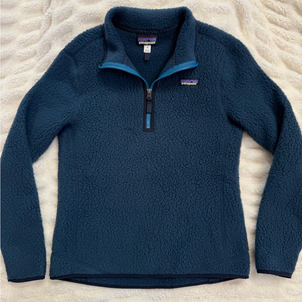 Women’s Patagonia quarter zip fleece pullover size M